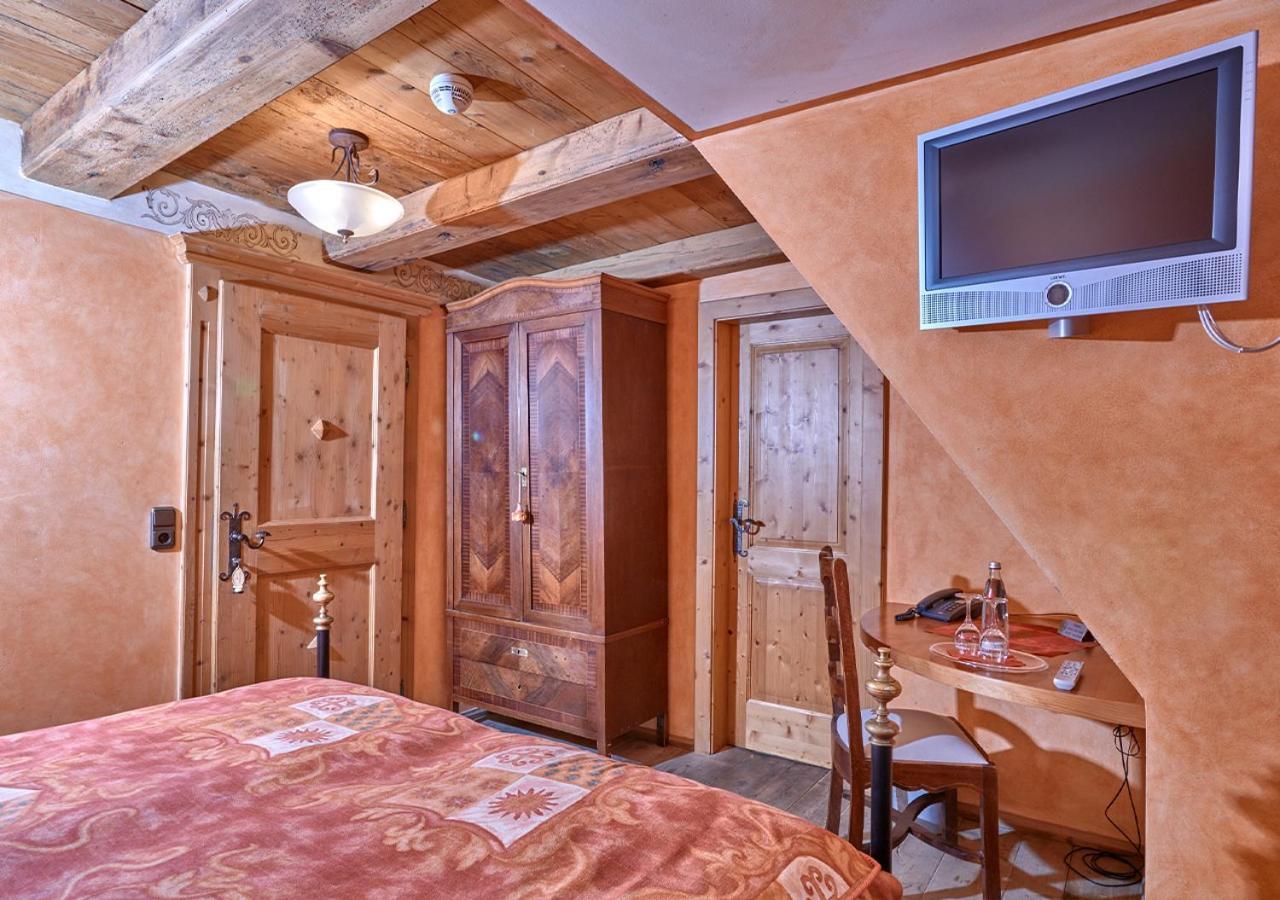 Historik Hotel Gotisches Haus Garni Rothenburg ob der Tauber Dış mekan fotoğraf