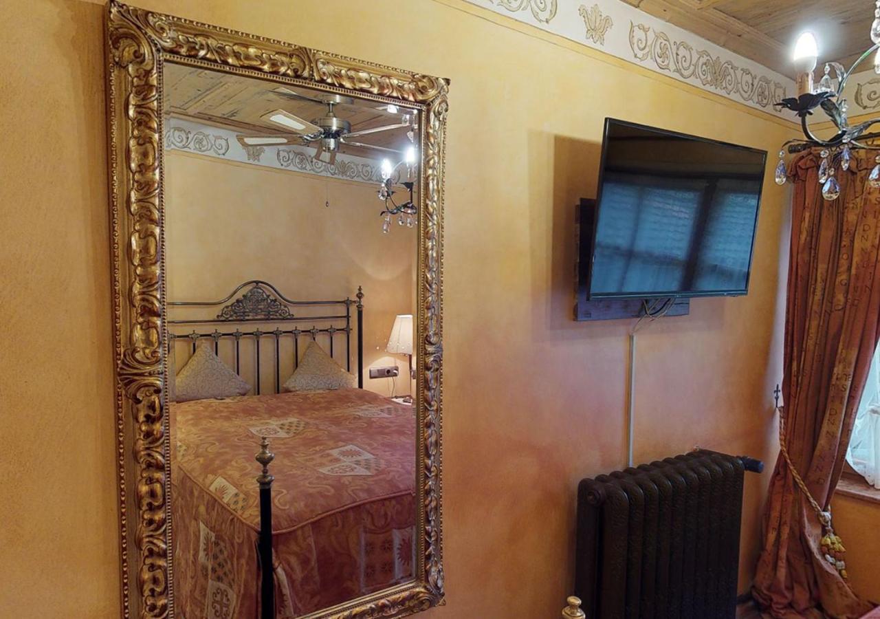 Historik Hotel Gotisches Haus Garni Rothenburg ob der Tauber Dış mekan fotoğraf