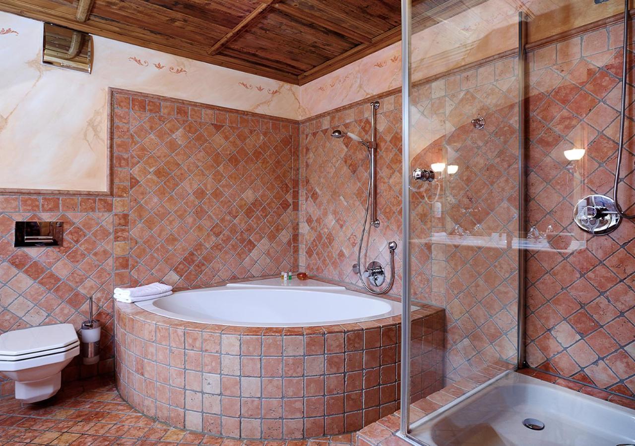 Historik Hotel Gotisches Haus Garni Rothenburg ob der Tauber Dış mekan fotoğraf
