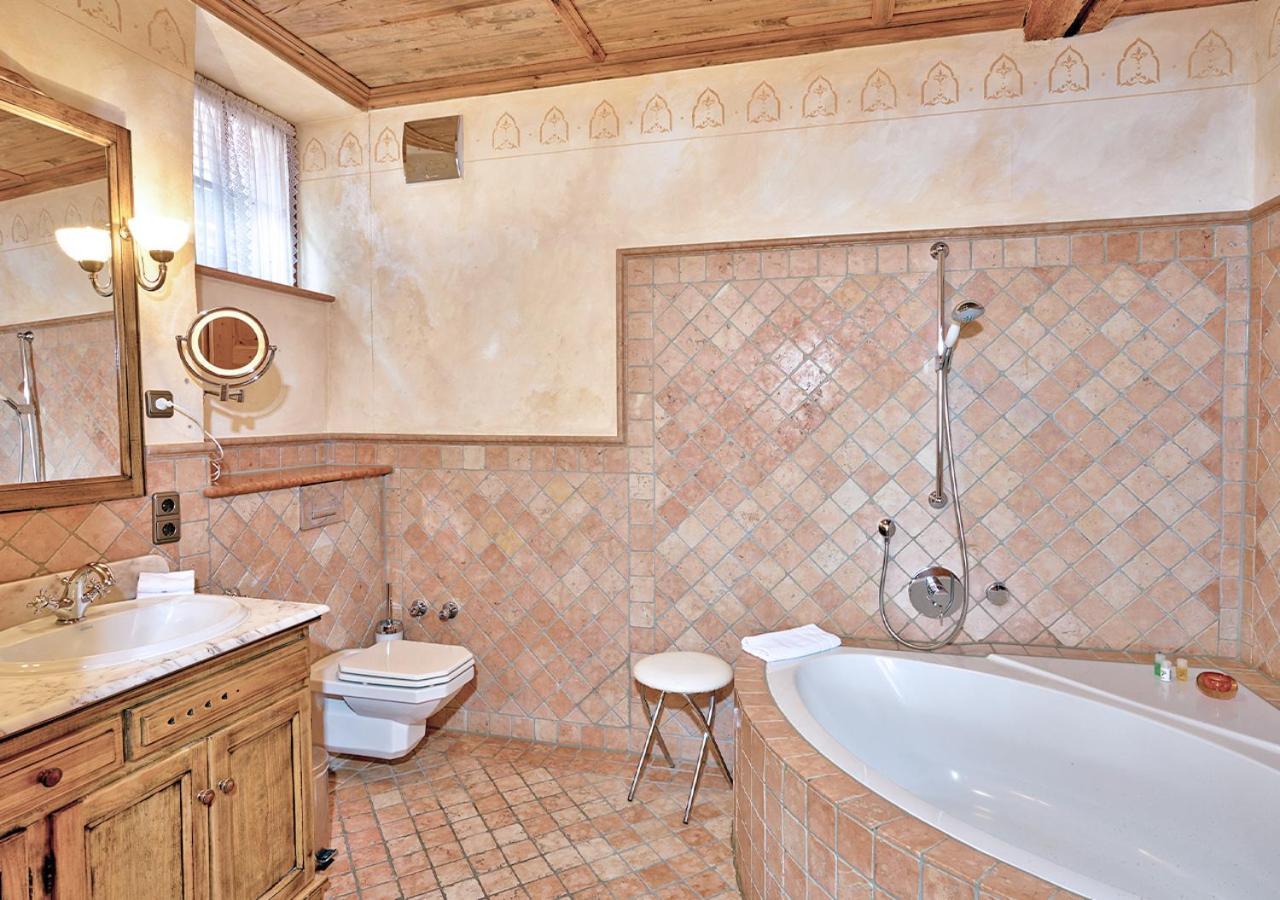 Historik Hotel Gotisches Haus Garni Rothenburg ob der Tauber Dış mekan fotoğraf
